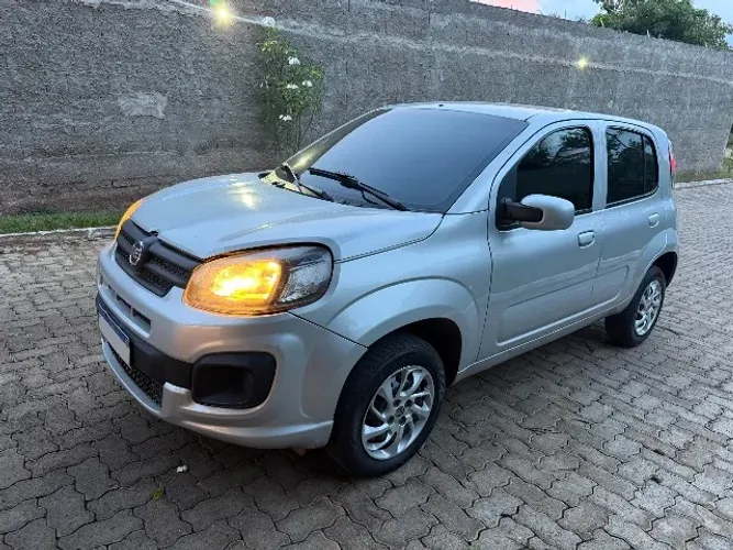 Fiat Uno Drive 1.0 Flex 6V 5P 2018
