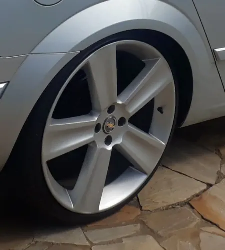 Roda aro 20 4x100 215/30