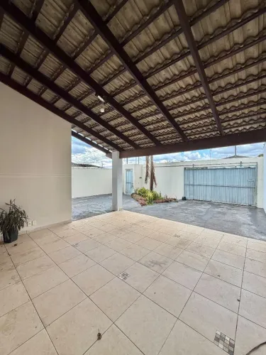 AR8-VENDO CASA CAMPO LIMPO