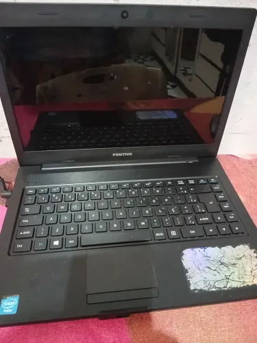 Vendo esse notebook 500 reais tudo certo 110 gigas