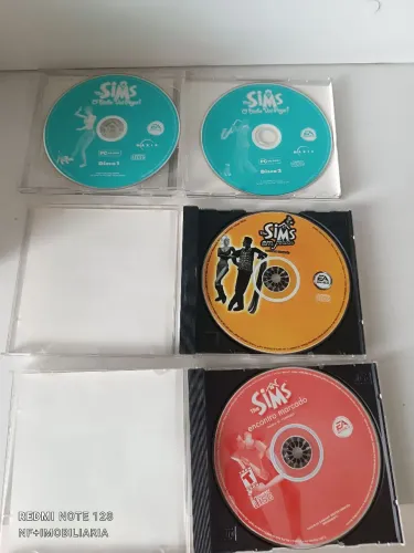 The Sims com 3 jogos