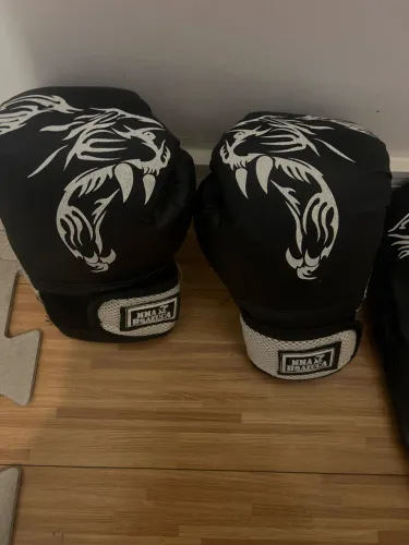 Luva e protetor de perna muay thai