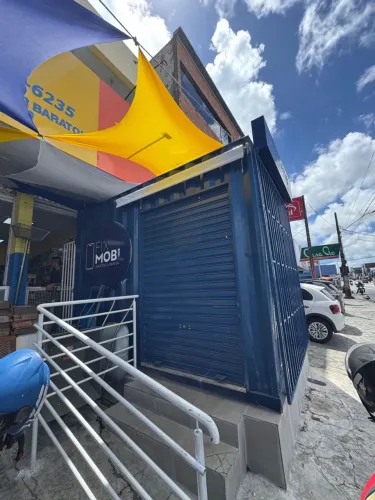 CONTAINER COMERCIAL JÁ COM MÓVEIS PROJETADOS