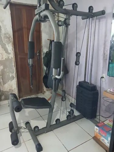 Máquina de musculação