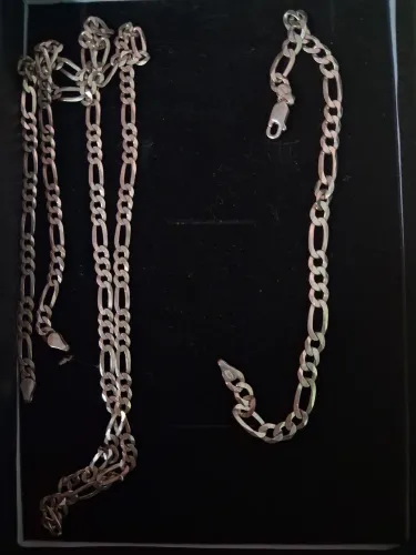 Conjunto de prata 925 em excelente estado,apenas a corrente está sem o fecho