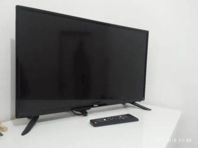 TV Smart 28" Usada