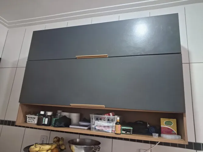 2 armarios suspenso cozinha pesado, otima qualidade