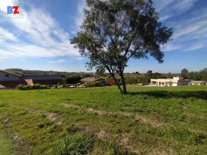 Excelente oportunidade de investimento em um terreno de 818