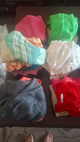 LOTE BRECHÓ 270 PEÇAS FEMININAS - R$500