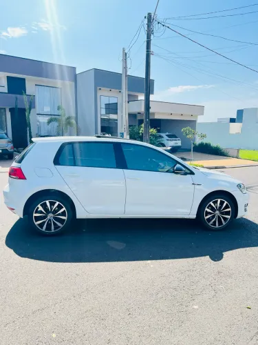Volkswagen Golf Comfortline 1.4 TSI 140cv Aut. 2015