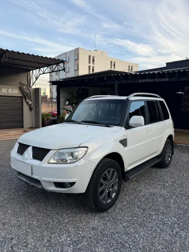 Mitsubishi Pajero TR4 2.0 Flex 16V 4X2 Aut. 2015