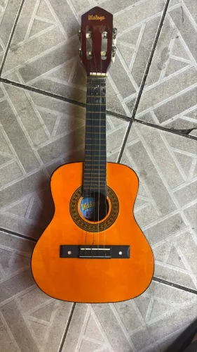Cavaquinho Málaga novo