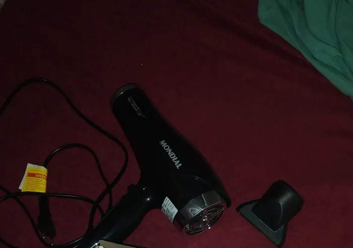 Vendo este secador de cabelo