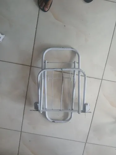 Vende-se carrinho de viagem