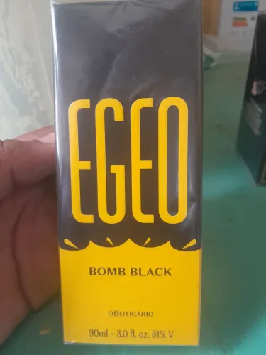 Perfume e geo bomba black