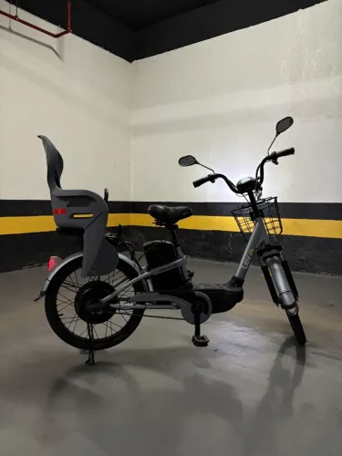  BICICLETA ELÉTRICA LEV E-BIKE S | ESTADO DE ZERO, APENAS 30 KM, AINDA NO PLÁSTICO