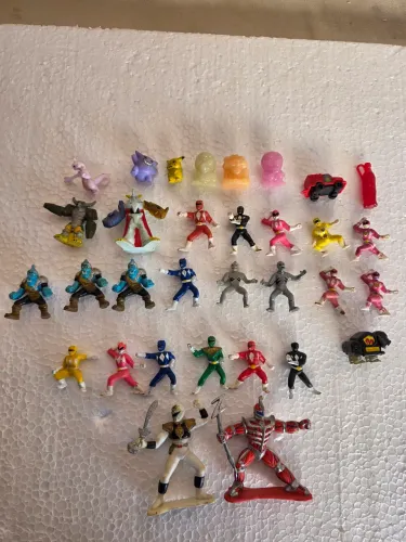 Power Rangers Kinder Ovo e Colecionáveis anos 90