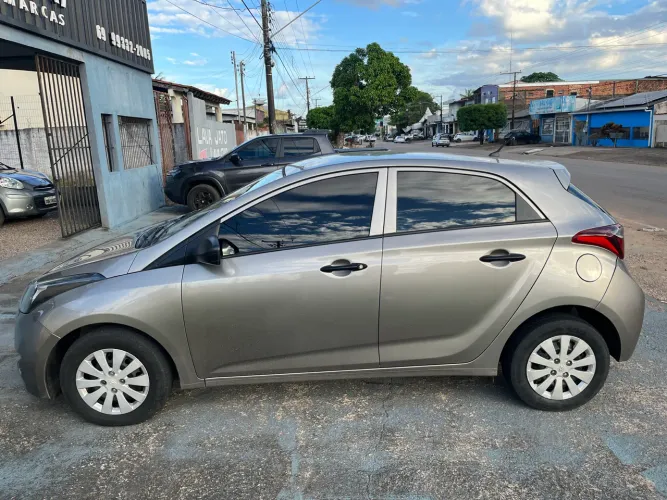 Hyundai HB20 Unique 1.0 Flex 12V Mec. 2019