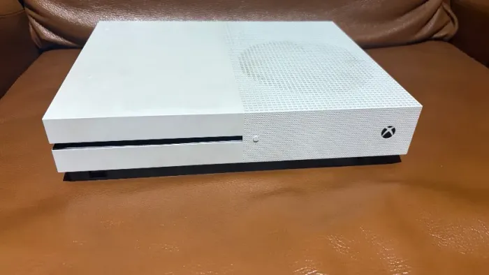 Xbox One S, 500gb, aceito negociação