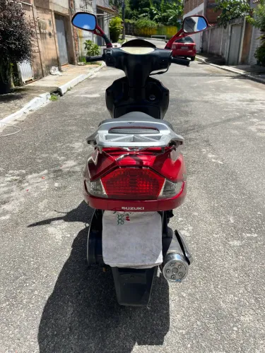 Burgman 125i injetada 2013