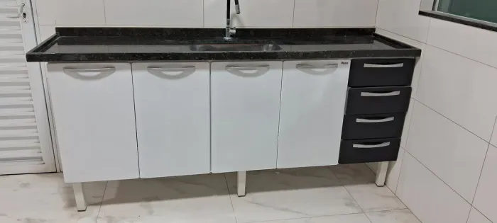 Vendo Pia de cozinha verde Ubatuba 2mts com cuba e armário gabinete