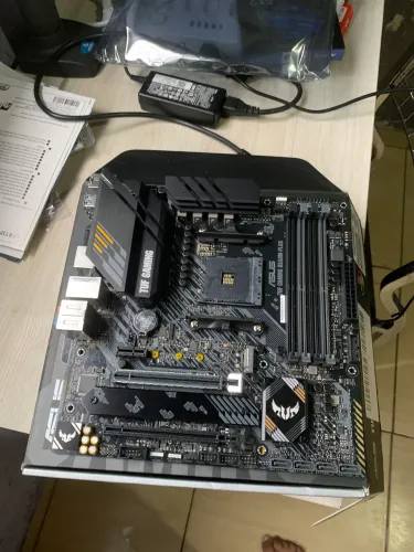 placa-mãe ASUS TUF Gaming B550M