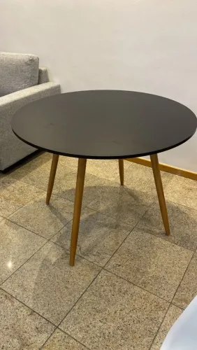 Vendo mesa redonda jantar 100 cm com 6 meses de uso