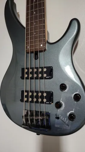 Contrabaixo Yamaha Trbx 305