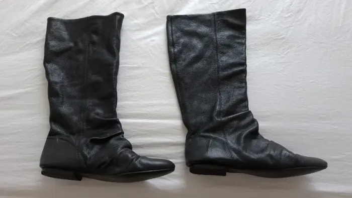 VENDE-SE BOTA AREZZO