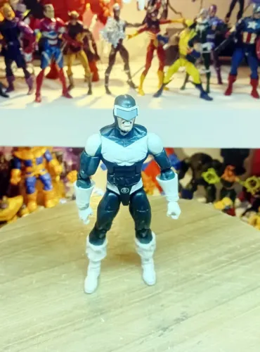 MARVEL LEGENDS BOOMERANG ( EM ESTADO )