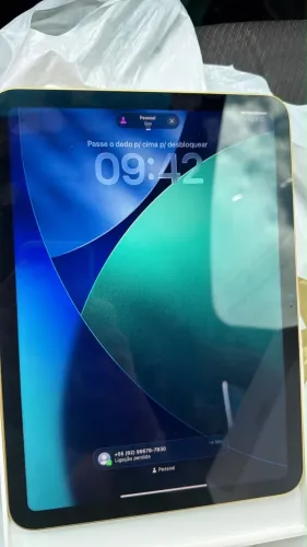 iPad 11, 128g caixa está semi novo 