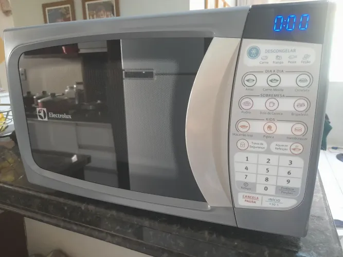 Microondas Espelhado Electrolux 20Lt 