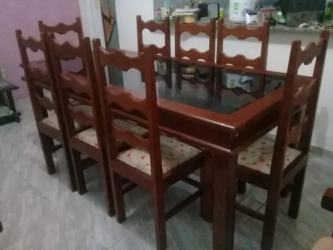 Conjunto de jantar 8 lugares madeira mogno