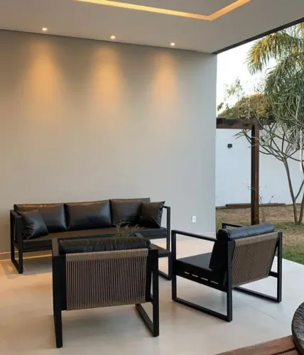 Conjunto em alumínio pintura epoxi Sofá 3 lugares + 2 poltronas + mesa central
