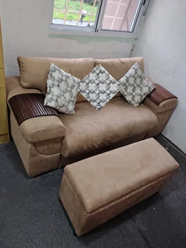negociável SOFÁ DAMASCO 03 LUGARES + PUF-BAÚ ViRA CAMA DE CASAL