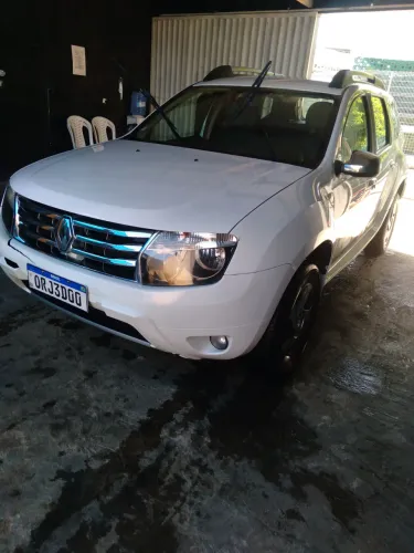Renault Duster Dynamique 2.0 Hi-flex 16V Aut. 2013