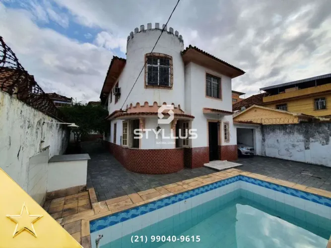 Duas Casas Duplex com 5 Quartos, Piscina e Churrasqueira em Higienópolis! M04L