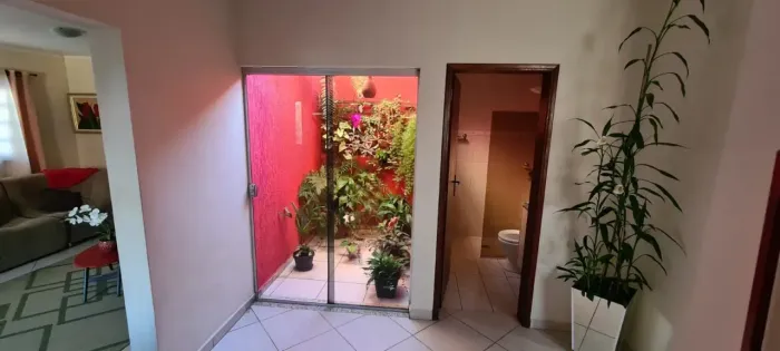 Sobrado à Venda no Jardim Terras de São João Jacareí/SP