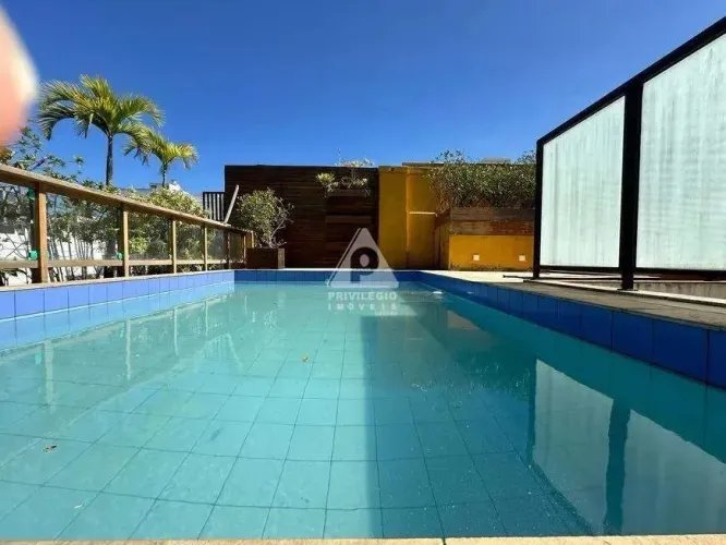 Cobertura Residencial à Venda no Leblon, RJ  511 m² de Luxo com Vista Privilegiada