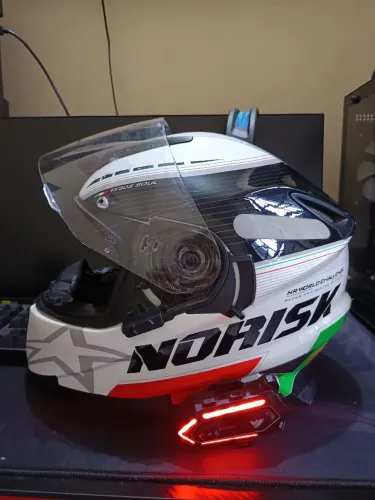 Norisk Itália tamanho 60 com intercomunicador