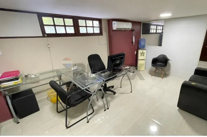 Alugo Sala climatizada com 45m² na Cidade Alta.