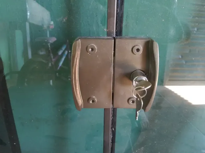 Janelas mod. Blindex