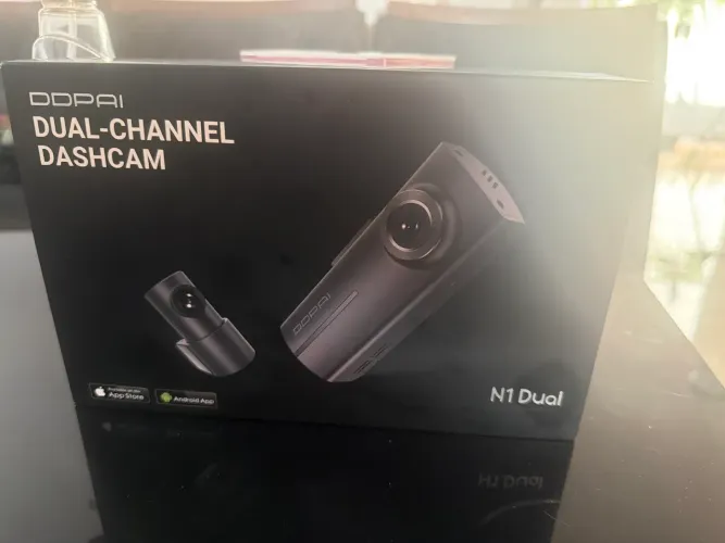 Dual- channel Dashcam
