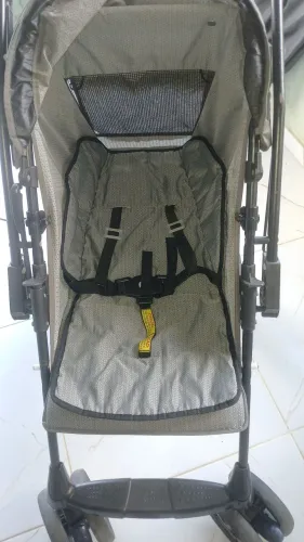 Carrinho de bebê galzerano