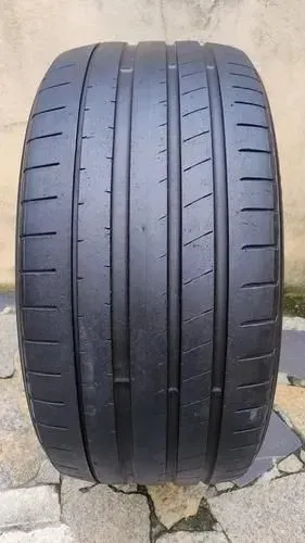 Pneu 275/35 aro 22 Yokohama semi-novo