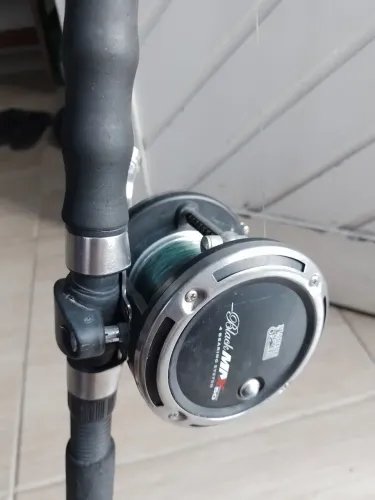 Carretilha marine Sport Black Max 50 linda com vara