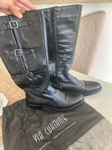 Bota Feminina Couro Legitimo Ajustável na Coxa Cano Longo Preta - Via Curtume