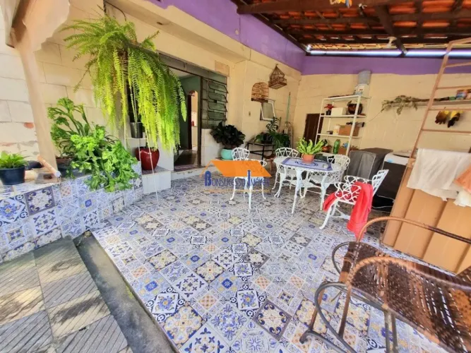 Casa de 4 quartos no bairro Aparecida
