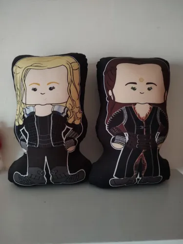 Almofadas decorativas Lexa e Clarke da série The 100 23cm 