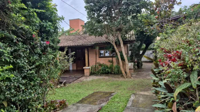 PORTO DA LAGOA - RUA ERNESTO MEYER FILHO, 379 CASA 05